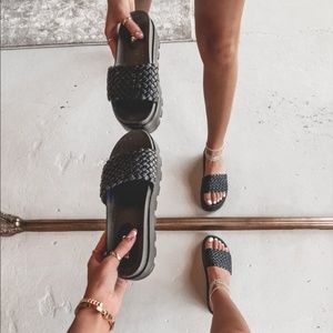 Beliza-25 Platform Slides